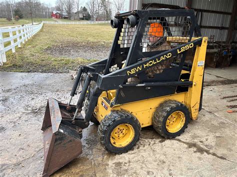 2017 new holland skid steer|new holland l250 problems.